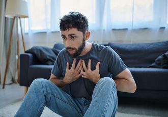 پانیک کردن چیست؟ عوارض بعد از حمله پانیک
