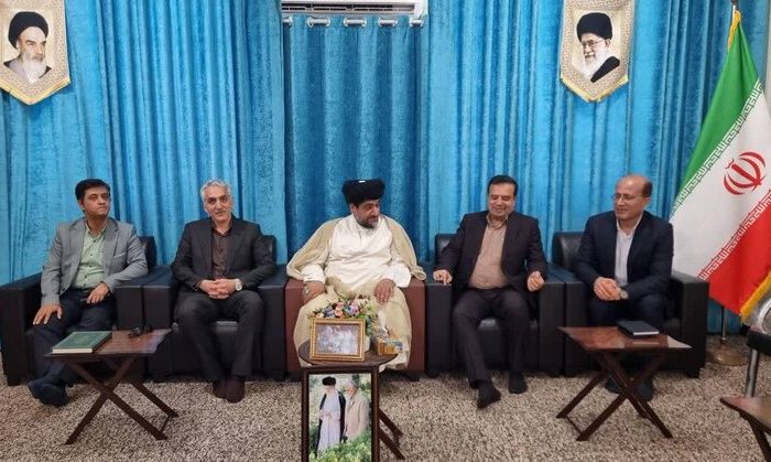 امام جمعه گناوه: خانواده‌ها در زمینه فرزندآوری حمایت شوند