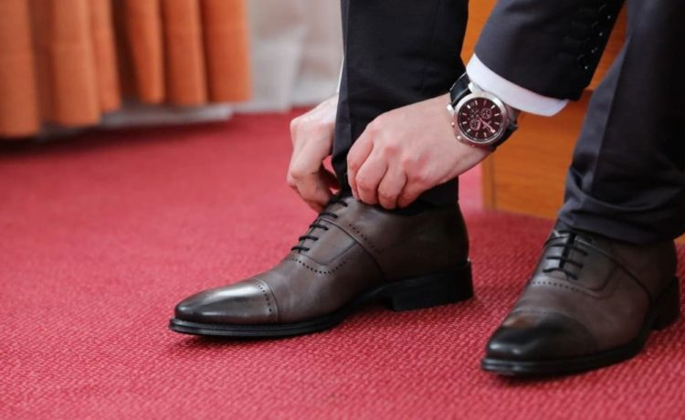 راحت‌ترین و باکیفیت‌ترین کفش‌های مردانه برای کار و استفاده روزمره