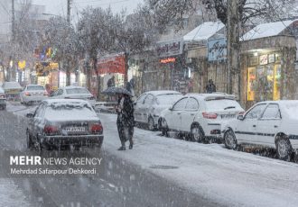 آغاز بارش برف در «سپیدان» فارس