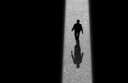 اساس رنج تمایل به پایداری است اساس رنج تمایل به پایداری است