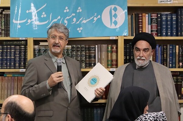 استاد و دانشمند زیاد پیدا میشود در دنیا، ولی فانی خیلی کم پیدا میشود استاد و دانشمند زیاد پیدا میشود در دنیا، ولی فانی خیلی کم پیدا میشود