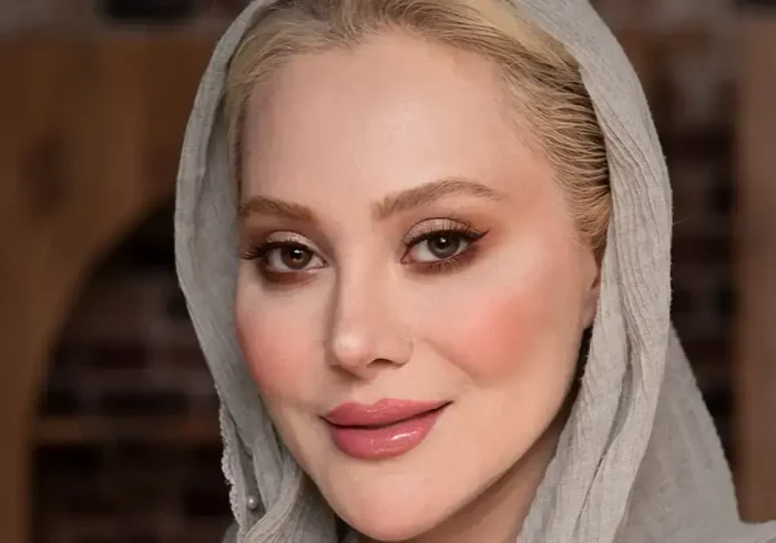 استایل اروپایی تازه عروس سینمای ایران در کنار درخت کریسمس+ عکس