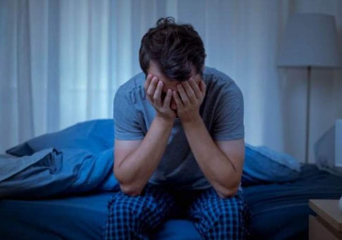 اضطراب آخرشب؛ چرا شب‌ها ذهن‌مان طغیان می‌کند؟!