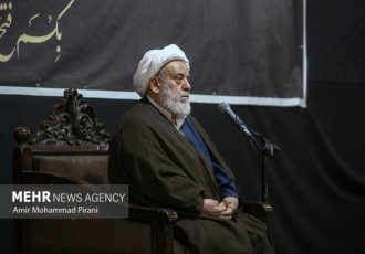 انصاریان:فاصله گرفتن از قرآن و اهل بیت(ع) عامل اصلی لغزش های جامعه است