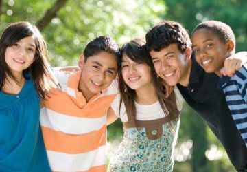 اهمیت و ابعاد ارتباط دوسویه با نوجوان