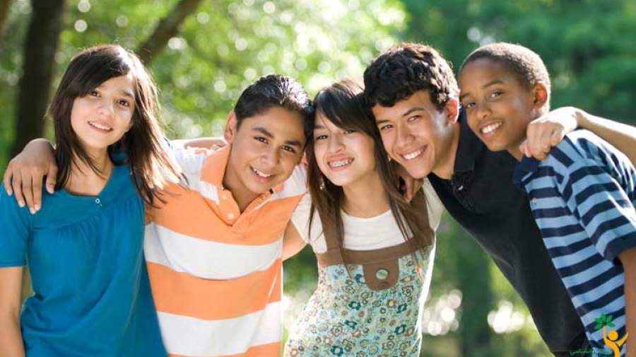 اهمیت و ابعاد ارتباط دوسویه با نوجوان