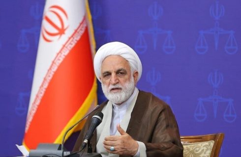 اژهای:حقوق زن از منظر اسلام بسیار در مرتبه رفیعی قرار دارد اژهای:حقوق زن از منظر اسلام بسیار در مرتبه رفیعی قرار دارد