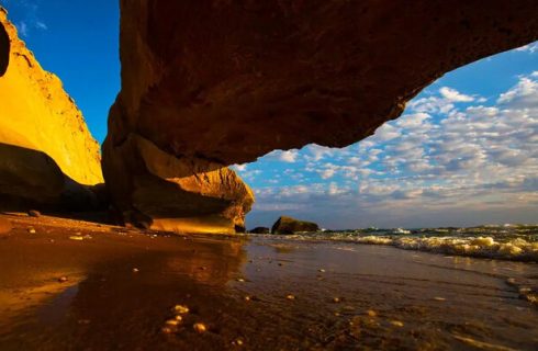 ایجاد کمپ و شب‌مانی در سواحل پارسیان ممنوع شد