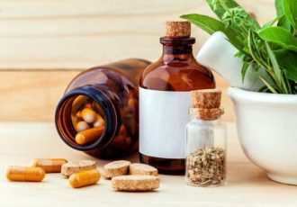 این داروها می‌توانند باعث نارسایی کلیه شوند؛ مراقب باشید/ علائم نارسایی کلیه 