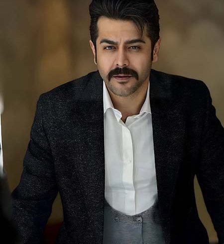 بیوگرافی و عکس های سهیل قاصدی بازیگر و مجری