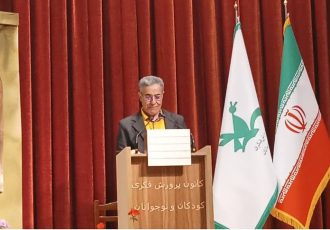 تأثیر قصه‌گویی و کتابخوانی در شکل‌گیری شخصیت کودکان