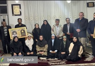 تجلیل و دیدار جمعی از مسوولین دانشگاه علوم پزشکی فسا با خانواده شهدای گرانقدر محمدیوسف و ناصر خضری