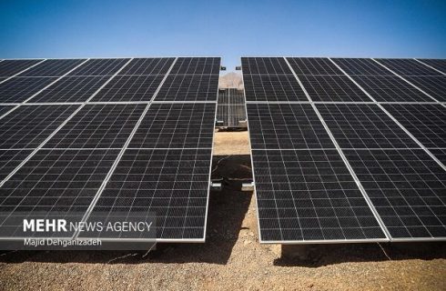 تحول انرژی در نهبندان؛ ۲۵۰ مگاوات پروژه خورشیدی در مسیر تولید