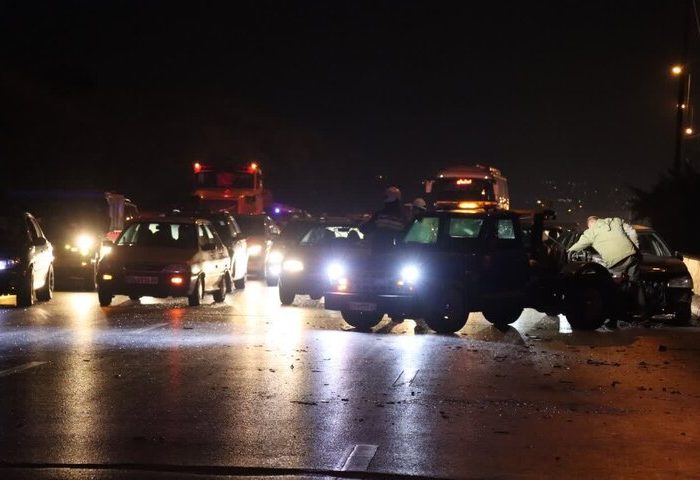 تصادف زنجیره‌ای در محور محلات_خمین با ۱۰ مصدوم