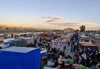 تعطیلی بازارهای موقت شهری شیراز در پی هشدار قرمز هواشناسی تعطیلی بازارهای موقت شهری شیراز در پی هشدار قرمز هواشناسی