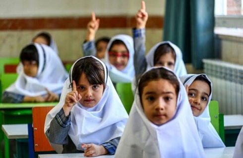 تعطیلی مدارس فردا سه‌شنبه ۲۵ آذر ۱۴۰۴ / مدارس کدام استان‌ها تعطیل شد؟