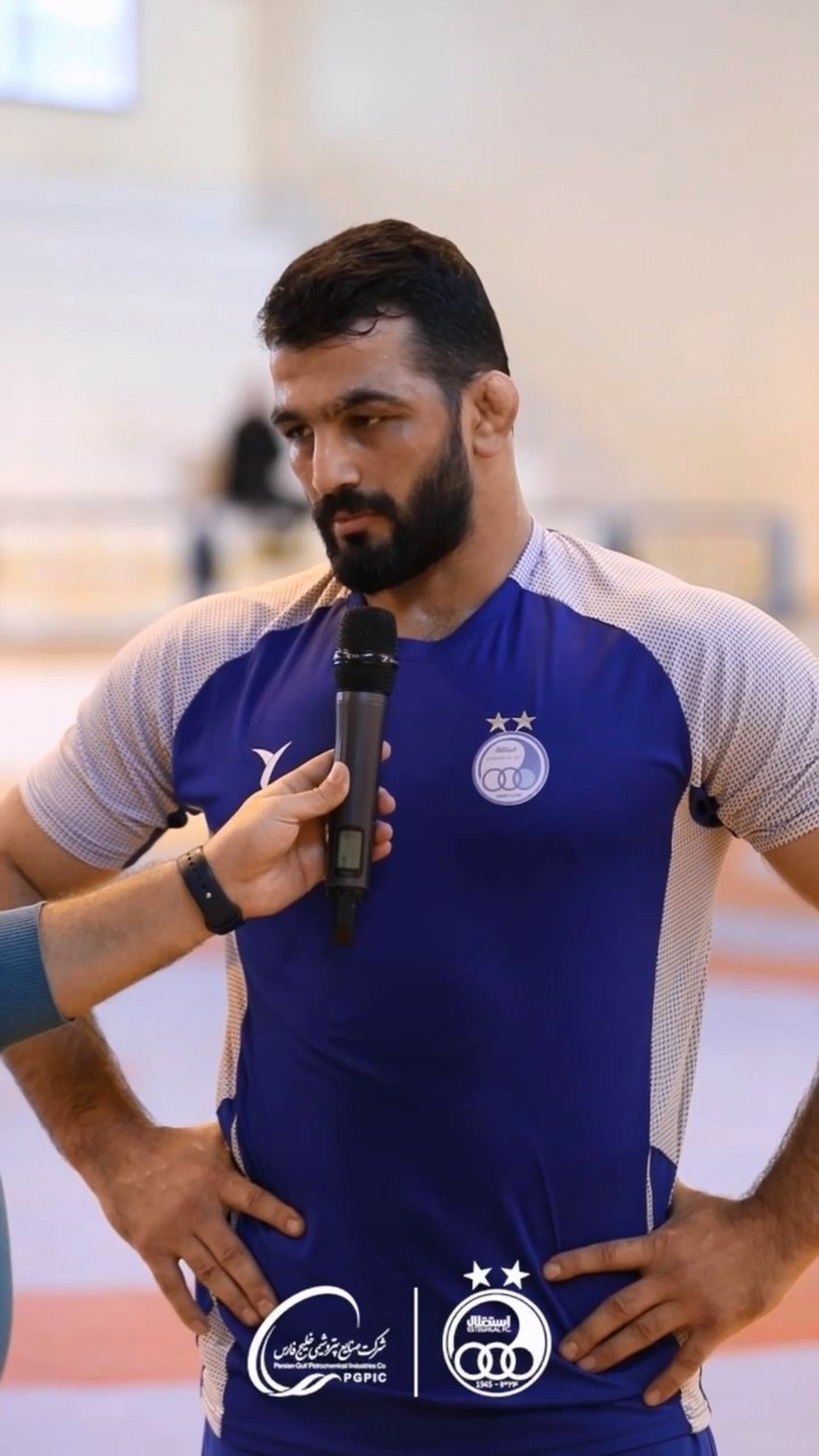 حسن یزدانی در وزن ۹۷ کیلوگرم ابوالفضل بابالو را ۱۰ بر صفر شکست داد