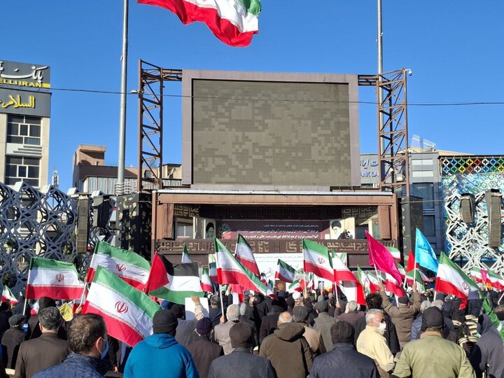 حضور مردم در ۹ دی؛ پیام روشن ملت در برابر فتنه و تحریف حضور مردم در ۹ دی؛ پیام روشن ملت در برابر فتنه و تحریف