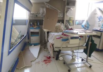 حماسه کادر درمان و داروسازی در بحران جنگ تحمیلی۱۲ روزه حماسه کادر درمان و داروسازی در بحران جنگ تحمیلی۱۲ روزه