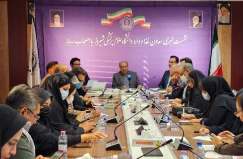 خشنود: بیش از ۴۰۰ میلیارد ریال فرآوردههای غیرمجاز در فارس کشف شد خشنود: بیش از ۴۰۰ میلیارد ریال فرآوردههای غیرمجاز در فارس کشف شد