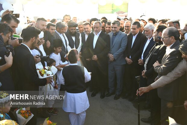 خورشید سرمایه گذاری در خراسان جنوبی طلوع کرد؛از مُهر مجوز تا نبض تولید خورشید سرمایه گذاری در خراسان جنوبی طلوع کرد؛از مُهر مجوز تا نبض تولید