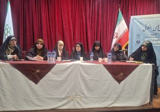 دانشور: مدرسه، مسجد و هیئت مهمترین ظرفیتهای تحول در گفتمان حجابند دانشور: مدرسه، مسجد و هیئت مهمترین ظرفیتهای تحول در گفتمان حجابند