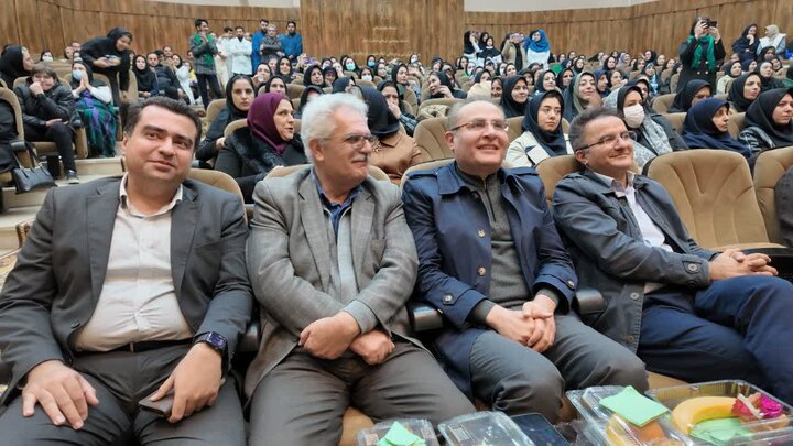 داورنیا: امنیت شغلی و رفاهی بانوان شاغل علوم پزشکی اردبیل تقویت می‌شود