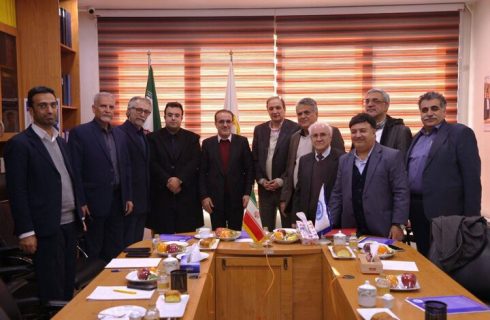 رئیس زاده: بیمه‌ها باید قیمت واقعی ویزیت پزشکان را بپردازند