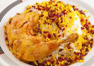 راز پخت مرغ زرشک‌پلو به سبک رستورانی