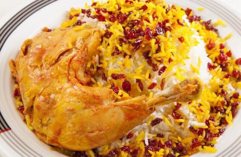 راز پخت مرغ زرشک‌پلو به سبک رستورانی