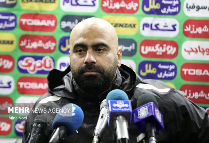 زارع: بازیکنانم در برابر تراکتور جانانه دفاع کردند