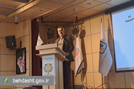 سالانه ۲۱ هزار نفر در جادههای کشور جان میبازند / ضرورت ورود نخبگان و دانشجویان برای کاهش تلفات سالانه ۲۱ هزار نفر در جادههای کشور جان میبازند / ضرورت ورود نخبگان و دانشجویان برای کاهش تلفات