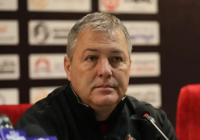 شوک بزرگ به تراکتور / دو ستاره مصدوم شدند