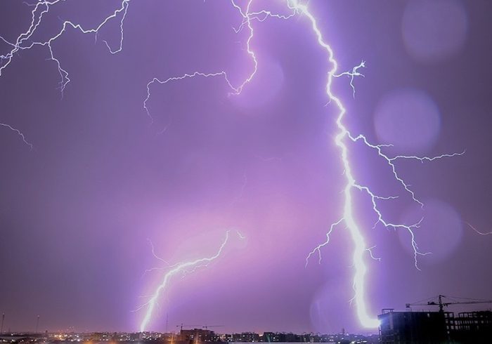 صاعقه زدگی جوان ۲۰ ساله یاسوجی