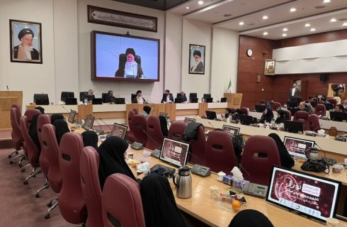 علم الهدی:وحدت حوزه و دانشگاه زیربنای استقلال و پیشرفت کشور است