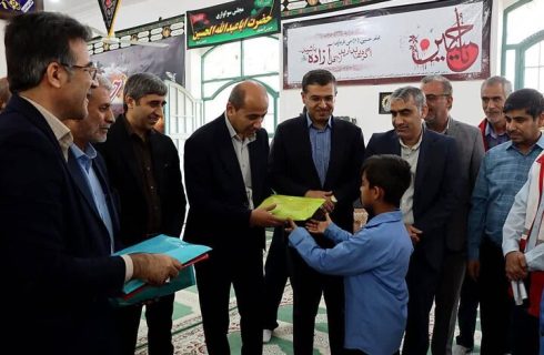 فرماندار دشتی: حضور مدیران در میان مردم مستمر خواهد بود فرماندار دشتی: حضور مدیران در میان مردم مستمر خواهد بود