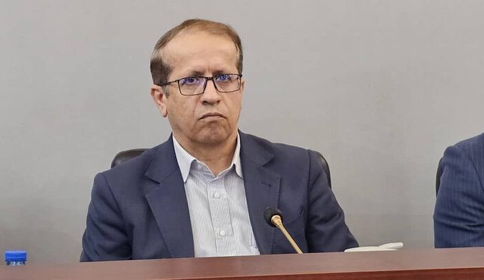 فرماندار دیر: خدمت صادقانه به مردم اولویت مدیریت شهرستان است