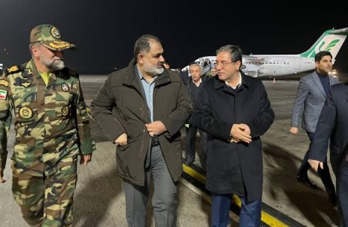 فرمانده نیروی دریایی ارتش وارد ارومیه شد فرمانده نیروی دریایی ارتش وارد ارومیه شد