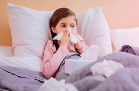 ماسک و شست‌وشوی دست‌ها؛ مهم‌ترین راهکار مقابله با آنفلوانزا