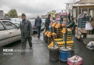ماموران سد معبر با دستفروشان در گرگان سلیقه‌ای برخورد می‌کنند