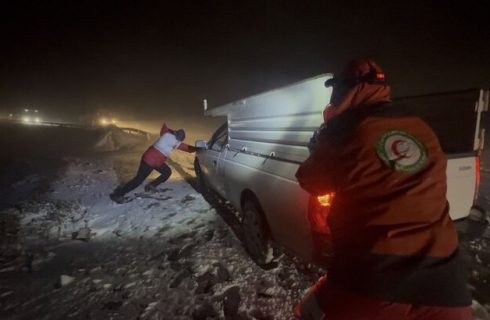 محبوبی: ۱۴۷ مسافر گرفتار در برف در آذربایجان غربی امدادرسانی شدند