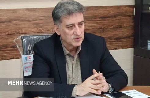 مرادی: قیمت مرغ در رودسر تغییری نکرده است مرادی: قیمت مرغ در رودسر تغییری نکرده است