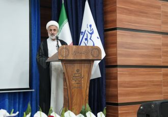 مرکزتحقیقات اسلامی مجلس تضمینکننده تطبیق قوانین با آموزههای دینی است مرکزتحقیقات اسلامی مجلس تضمینکننده تطبیق قوانین با آموزههای دینی است