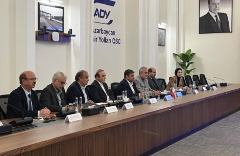 نشست استاندار اردبیل با رئیس راه‌آهن جمهوری آذربایجان