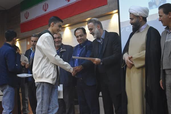 نهادینهسازی فرهنگ پژوهش در دانشآموزان؛ زیربنای توسعه آینده کشور نهادینهسازی فرهنگ پژوهش در دانشآموزان؛ زیربنای توسعه آینده کشور