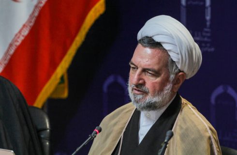 نگرش الهی به فرزندآوری، کلید عبور از موانع فرهنگی و اقتصادی است