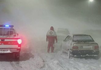 هشدار پلیس راه اصفهان درباره وزش بادروبه در محورهای کوهستانی غرب استان