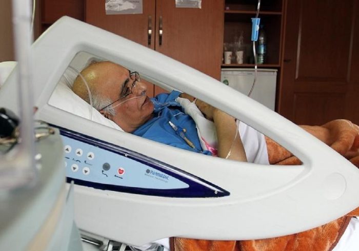 هنرمند محبوب ایران بستری شد / مردم دعا کنند