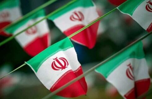 هویتی ملی و انقلابی تنها راه برونرفت از مشکلات است هویتی ملی و انقلابی تنها راه برونرفت از مشکلات است